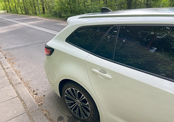 Toyota Corolla cena 90000 przebieg: 25600, rok produkcji 2021 z Białystok małe 781